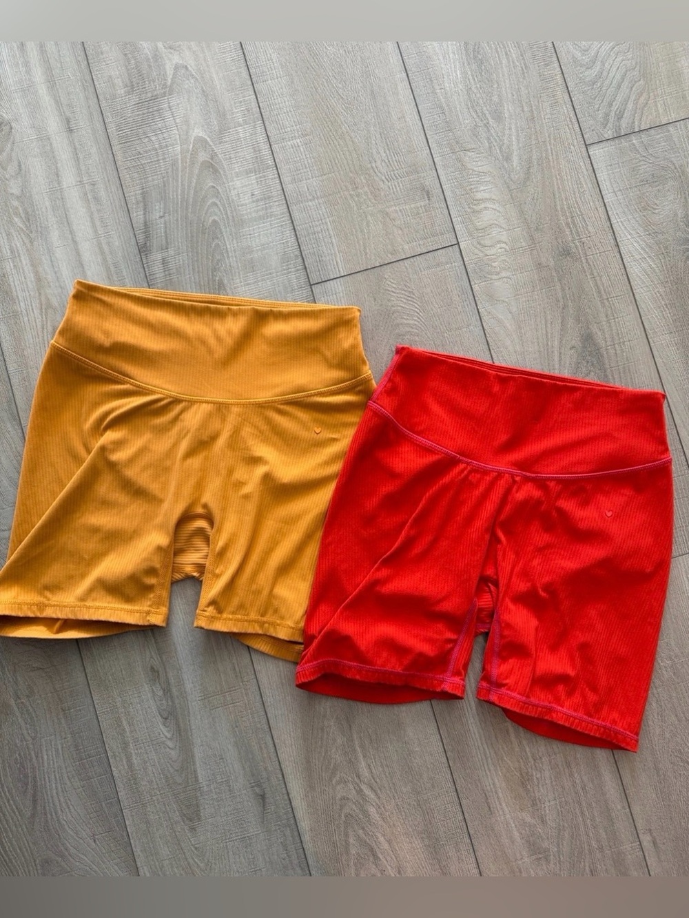 Love Fitness Ribbed Bike Shorts 5” Inseam- Womens M- Orange/Red